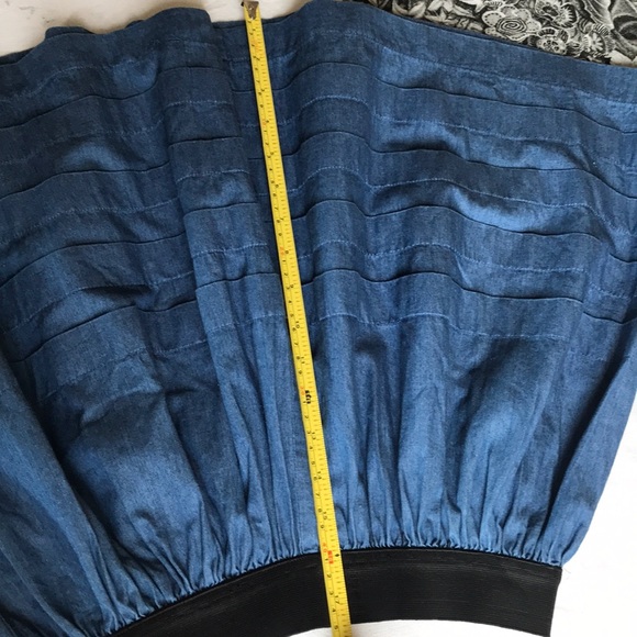 Basic House Skirt - Picture 4 of 5